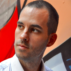 Headshot of Tim Requarth.